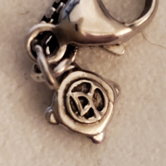 David Yurman Cable Diamond Circle Necklace - Picture 2 of 5